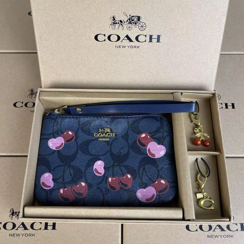 Wristlet Wallets- Ships Early December