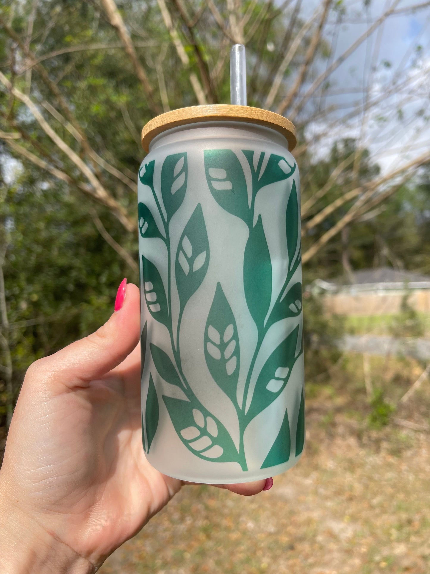 Green leaf, vines, foliage coffee can 16oz cute glass coffee can cup. With bamboo wood lid and plastic straw plant