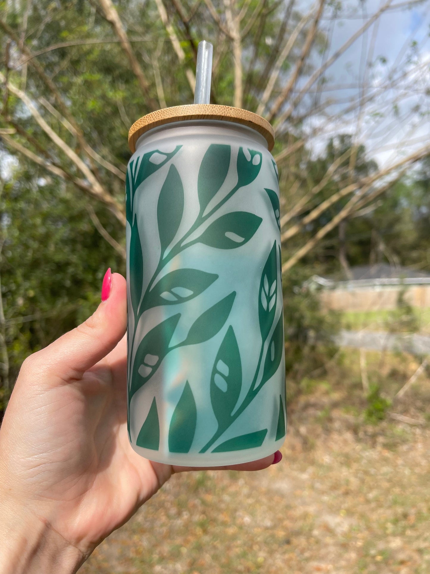 Green leaf, vines, foliage coffee can 16oz cute glass coffee can cup. With bamboo wood lid and plastic straw plant