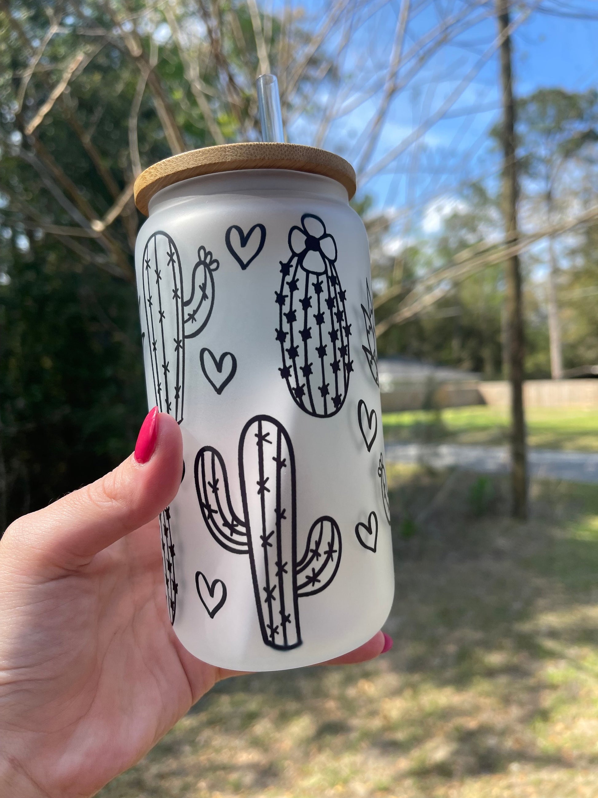 Cactus and succulent frosted glass cam 16oz with bamboo lid and straw. Perfect for coffee teas and more.