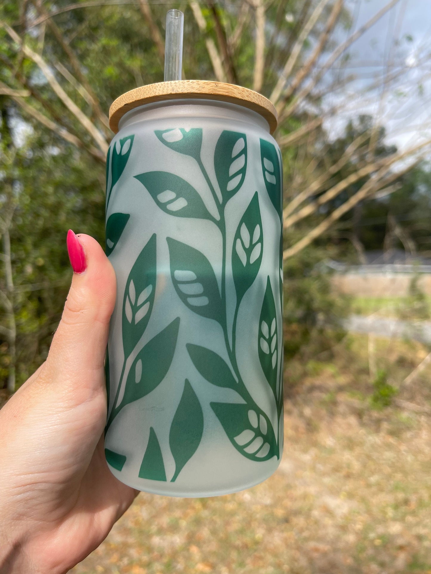 Green leaf, vines, foliage coffee can 16oz cute glass coffee can cup. With bamboo wood lid and plastic straw plant